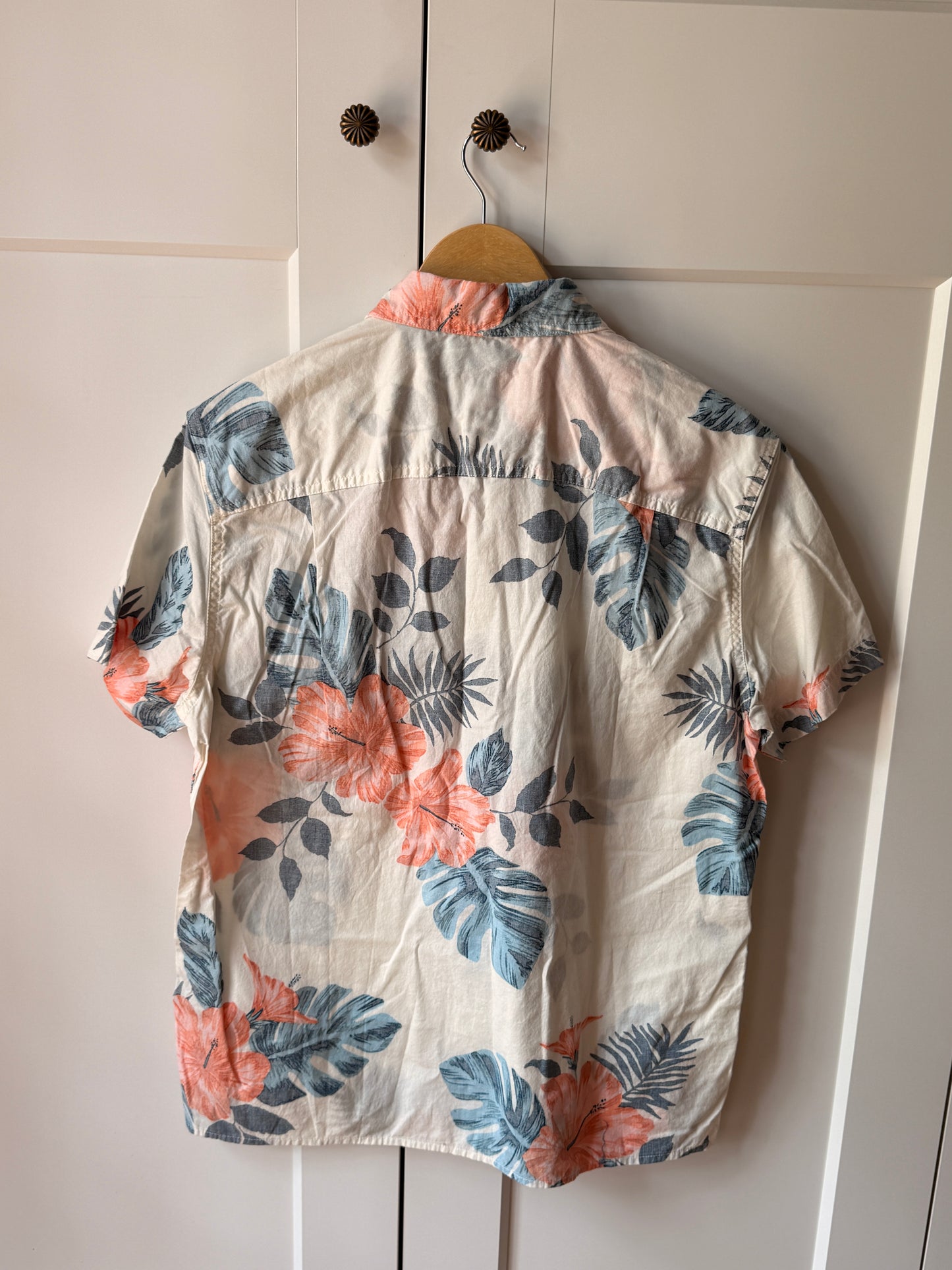 American Eagle Button-Down Shirt