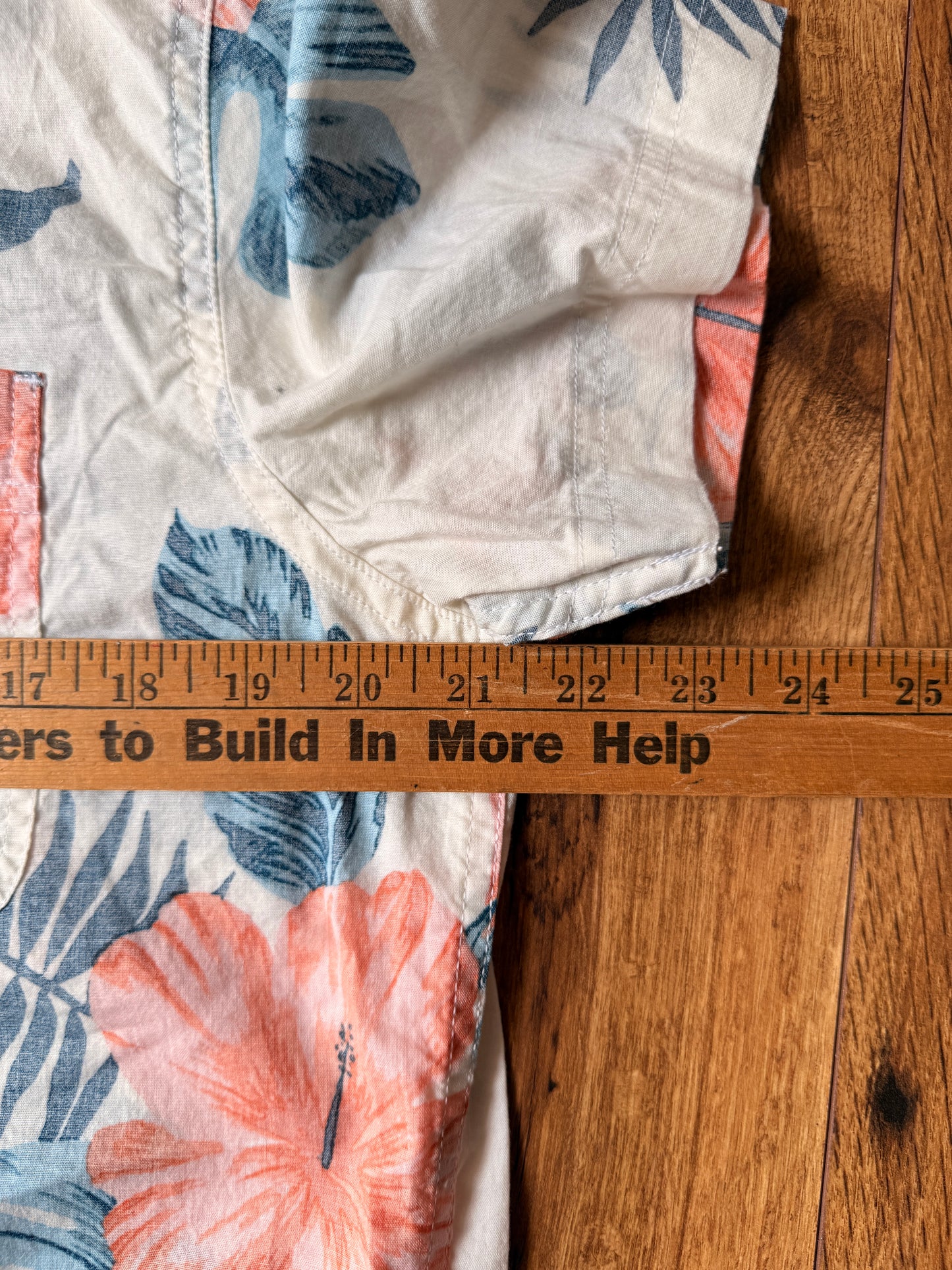 American Eagle Button-Down Shirt